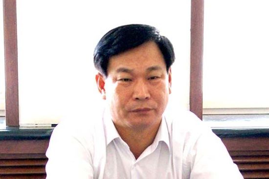 天津市燃?xì)饧瘓F(tuán)有限公司原黨委書記、董事長(zhǎng)金建平。東方IC 資料