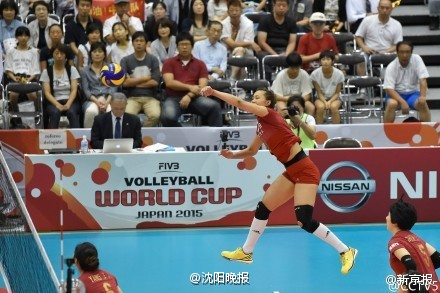中國女排戰(zhàn)勝日本隊(duì) 時(shí)隔11年再奪世界冠軍