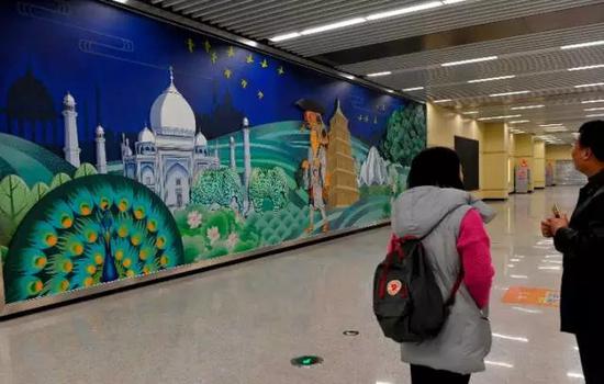 大雁塔站的壁畫(huà) 大雁塔站的壁畫(huà)