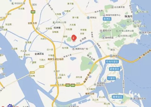 以此前的格力康樂園為例。在2005年，格力電器就已出資2億元，建立員工生活區(qū)——格力康樂園。該生活園區(qū)建筑面積達12萬平方米以上，可容納員工10000多人。后來，斥資4億的康樂園二期也已經(jīng)投入使用。