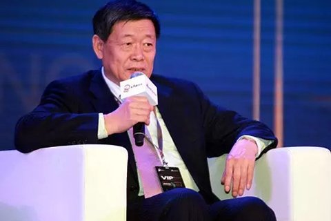 在2015(第八屆)金麒麟論壇上，山東魏橋創(chuàng)業(yè)集團董事長張士平表示，要想企業(yè)搞得好，必須讓員工過得好，我們企業(yè)負責為員工蓋房子，保證每個員工有一套房子，從90平方到160平方不等，這就解決了把農村勞動力轉移到城市的問題，也解決了我們的職工家屬的問題，叫職工真正以企業(yè)為家。