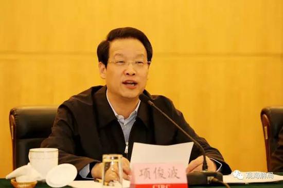 中國(guó)保監(jiān)會(huì)主席項(xiàng)俊波 中國(guó)保監(jiān)會(huì)主席項(xiàng)俊波