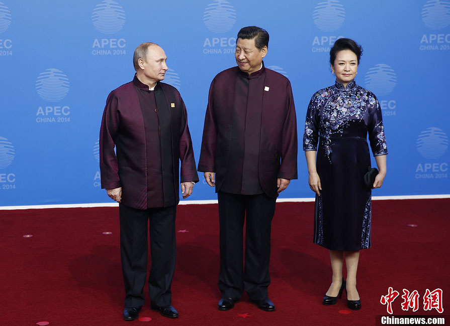 圖為習近平夫婦歡迎俄羅斯總統(tǒng)普京。中新社發(fā) 杜洋 攝