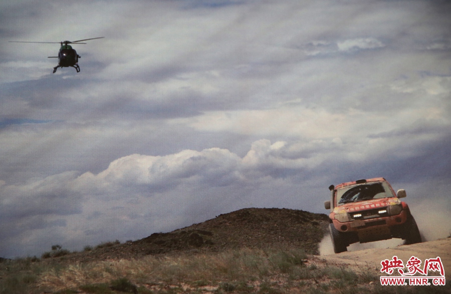 賽車的世界、更是男人的世界。圖為部分參展攝影作品。