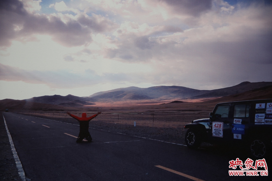 賽車的世界、更是男人的世界。圖為部分參展攝影作品。