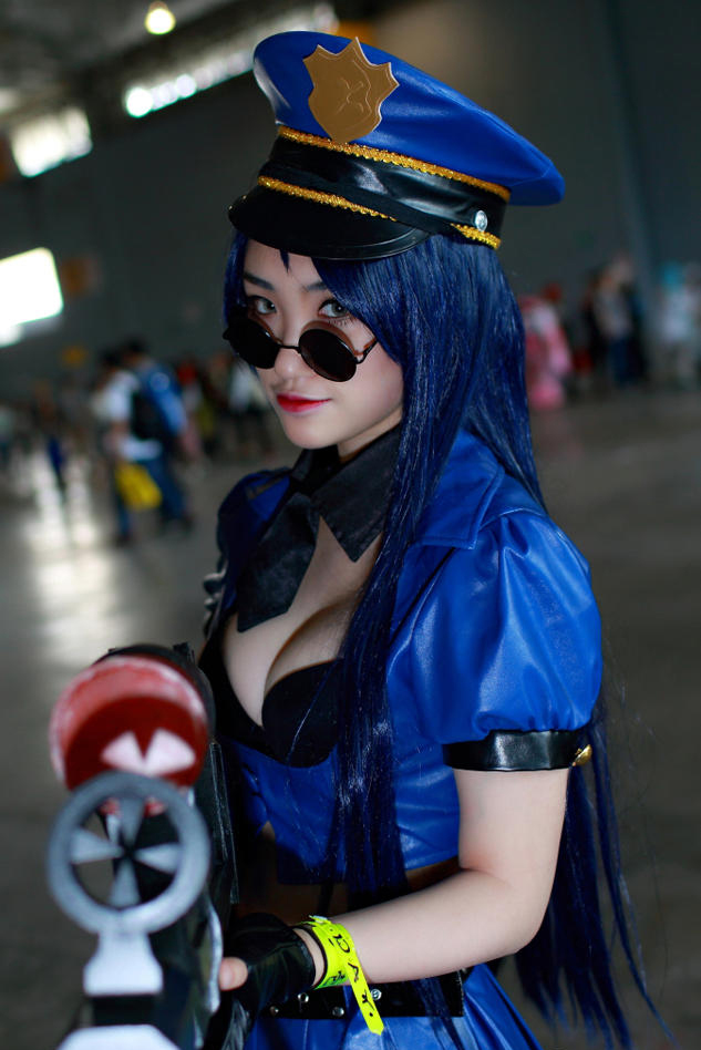 成都舉行西南最大動漫展 性感萌妹頻頻搶鏡 成都舉行西南最大動漫展 性感萌妹頻頻搶鏡