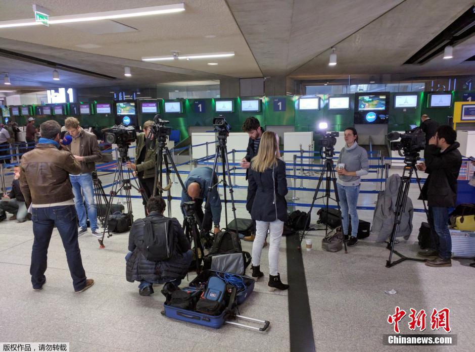 載66人埃航失聯(lián)客機(jī)墜毀 同線航班當(dāng)晚照常起飛 載66人埃航失聯(lián)客機(jī)墜毀 同線航班當(dāng)晚照常起飛