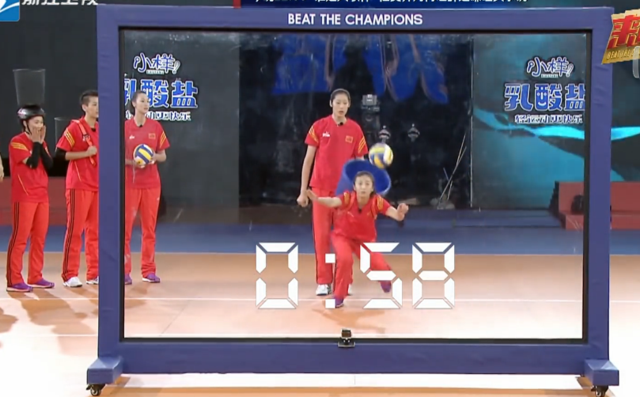 比女排奪冠更精彩的是她們的表情包和大長(zhǎng)腿 比女排奪冠更精彩的是她們的表情包和大長(zhǎng)腿