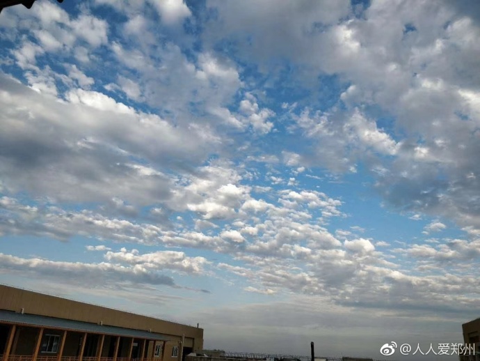 又被鄭州的藍天刷屏！隨便一拍就是手機壁紙