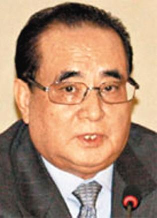 李秀勇曾照料金正恩兄妹。