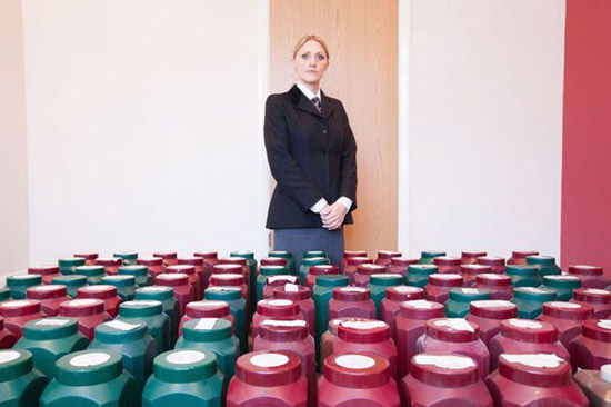 英25萬具骨灰滯留殯儀館，部分存放逾40年無人認領(lǐng)。（網(wǎng)頁截圖）