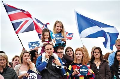 最新民意調(diào)查結(jié)果顯示，反獨(dú)陣營(yíng)的支持率繼續(xù)領(lǐng)先。