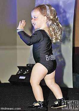 博伊登每當(dāng)音樂響起，便會手舞足蹈。