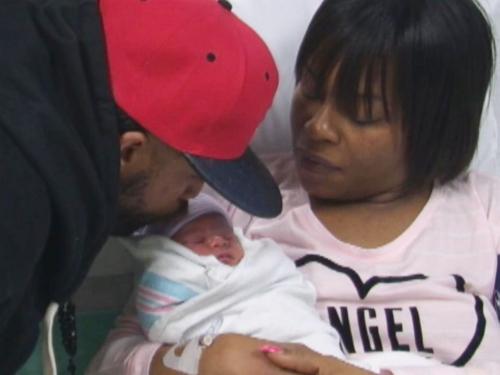 俄亥俄州一對同為元旦生日的夫妻，就在剛剛過去的1月1日，又生下了自己的女兒。