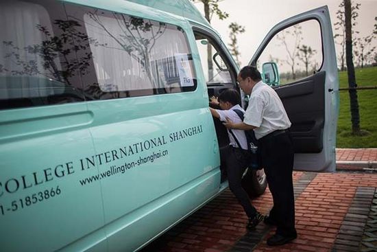 上海最貴國際學校:高中畢業(yè)需300萬元 設多語種 上海最貴國際學校:高中畢業(yè)需300萬元 設多語種