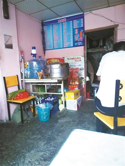 無照餐館入駐網(wǎng)絡訂餐平臺門檻低 監(jiān)管成難題 無照餐館入駐網(wǎng)絡訂餐平臺門檻低 監(jiān)管成難題