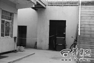 昨日下午，延長縣第二幼兒園的廁所前已拉起警戒線