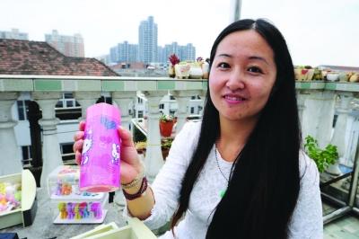 女子26年收藏10萬塊世界各地橡皮 欲建博物館 女子26年收藏10萬塊世界各地橡皮 欲建博物館