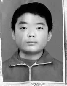 少年軍訓(xùn)疑中暑猝死 教育局長:不懂“高溫預(yù)警”