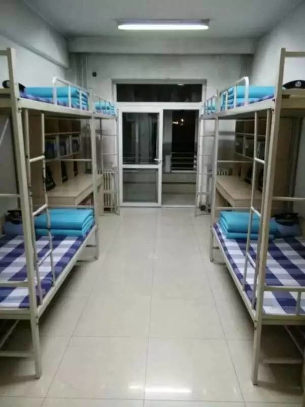 這個(gè)學(xué)校的男生宿舍火了！女同學(xué)都喊著要嫁