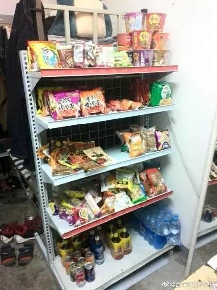 這個(gè)學(xué)校的男生宿舍火了！女同學(xué)都喊著要嫁