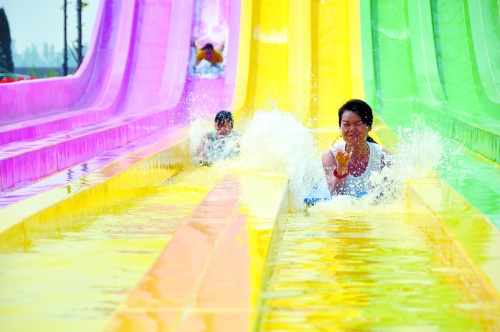 安陽(yáng)天之瑤水上樂園學(xué)生免費(fèi)玩，成人49元