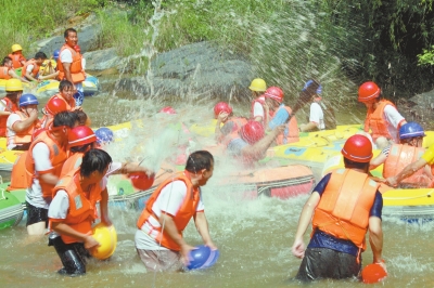 端午節(jié)，購(gòu)漂流可免費(fèi)暢游豫西大峽谷