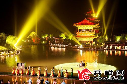 炎炎夏日 清明上河園喊你去“納涼” 炎炎夏日 清明上河園喊你去“納涼”