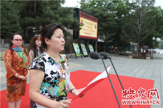 《中國(guó)成語(yǔ)故事》在國(guó)家5A景區(qū)皇城相府開機(jī)拍攝 《中國(guó)成語(yǔ)故事》在國(guó)家5A景區(qū)皇城相府開機(jī)拍攝