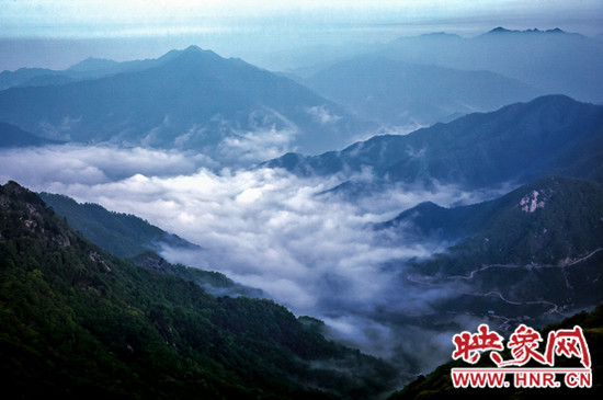 美不勝收 爬山、游園、賞奇觀（組圖）