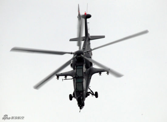 資料圖：在珠海航展上亮相的武直-10攻擊直升機。