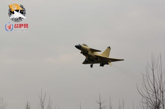 殲-10B戰(zhàn)機最美試飛照