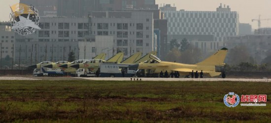 殲-10B戰(zhàn)機最美試飛照