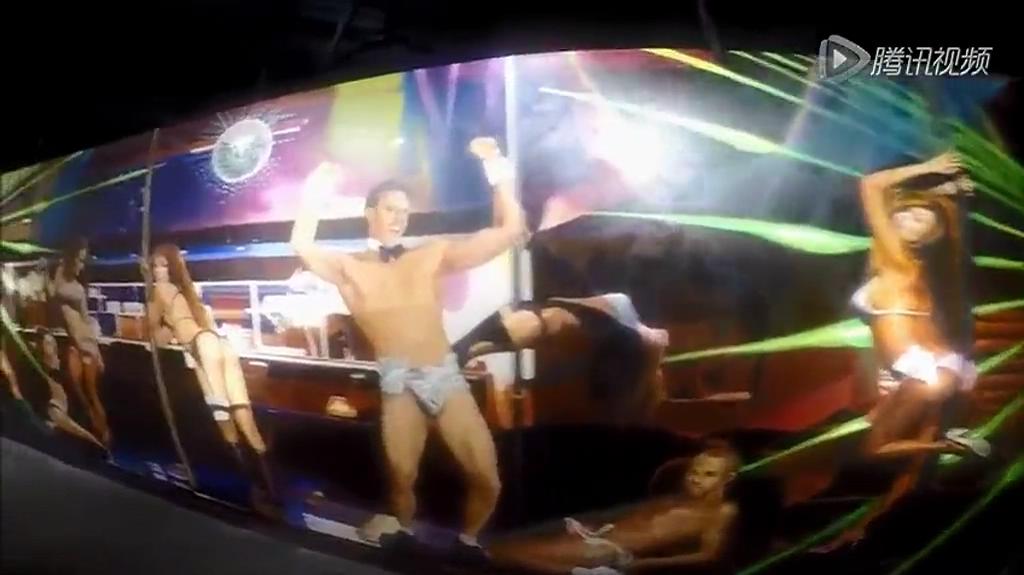 澳門(mén)“情趣館”尺度大開(kāi) 創(chuàng)意3D畫(huà)展少兒不宜