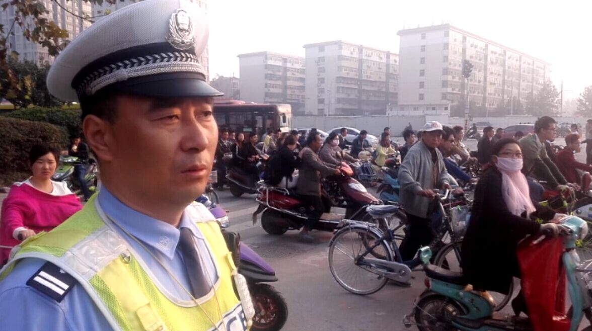 上班表情：1逗2羞3怕 你是哪個(gè)？