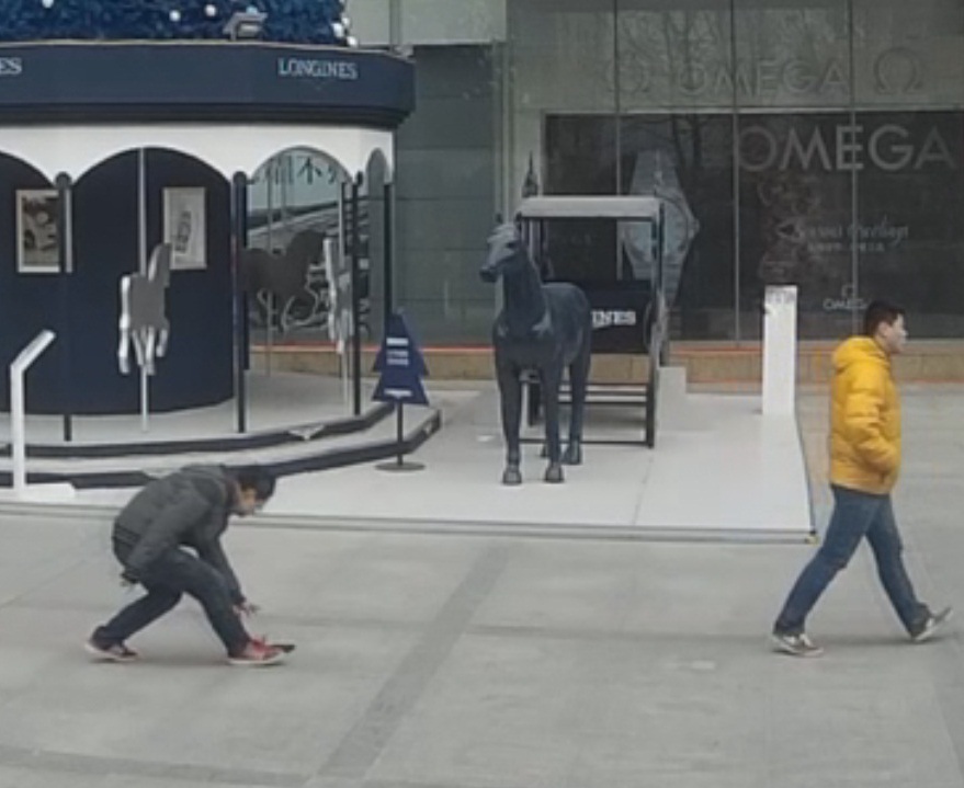 鄭州表情之跨年笑臉 撿人錢包拒絕歸還 正義哥在哪？