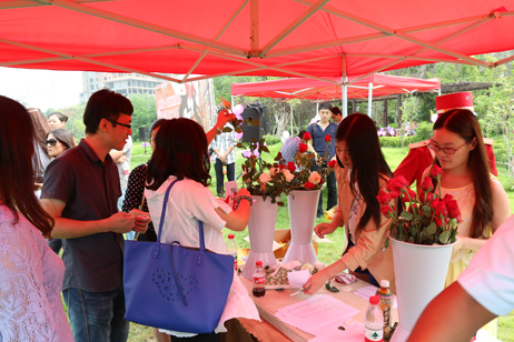 號牌、玫瑰一個不能少