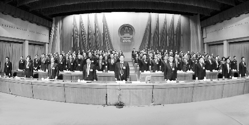 　1月20日下午，省十二屆人大三次會(huì)議閉幕　河南日?qǐng)?bào)記者 郭宇/攝