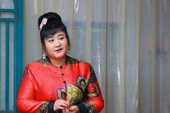 主持人香香在電視劇《嘿，真不是鬧著玩的》飾演大白鵝