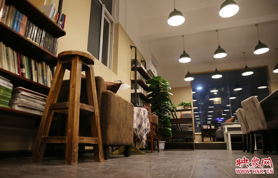 書店內(nèi)的裝飾。